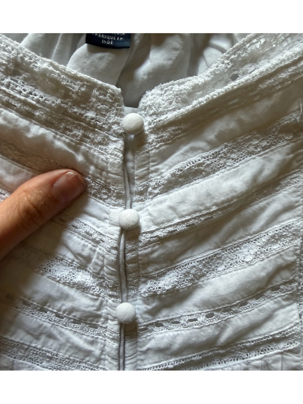 American Eagle Outfitters White Lace-Trim Camisole - Picture 3 of 5